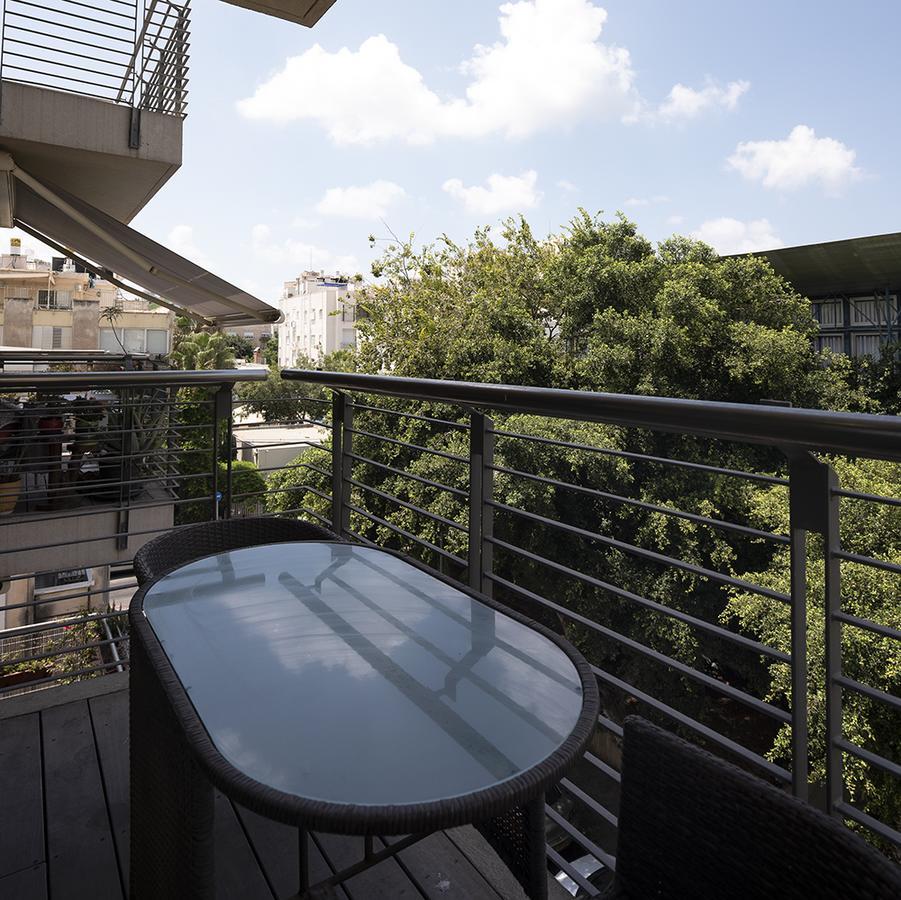 Eduard Bernstein Apartment Tel Aviv Exteriör bild
